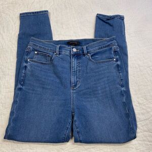 Ann Taylor The Skinny Jean size 8